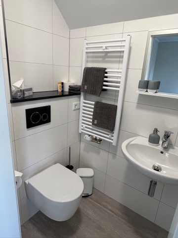 14486C70-C677-4796-82EC-022FC370A5C2_4_5005_c