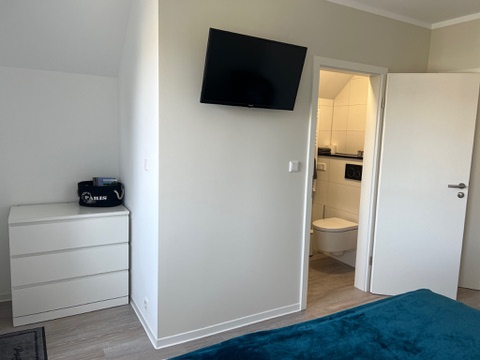 7445F00B-18FF-4DDF-8F42-C3A9F3D568F6_4_5005_c